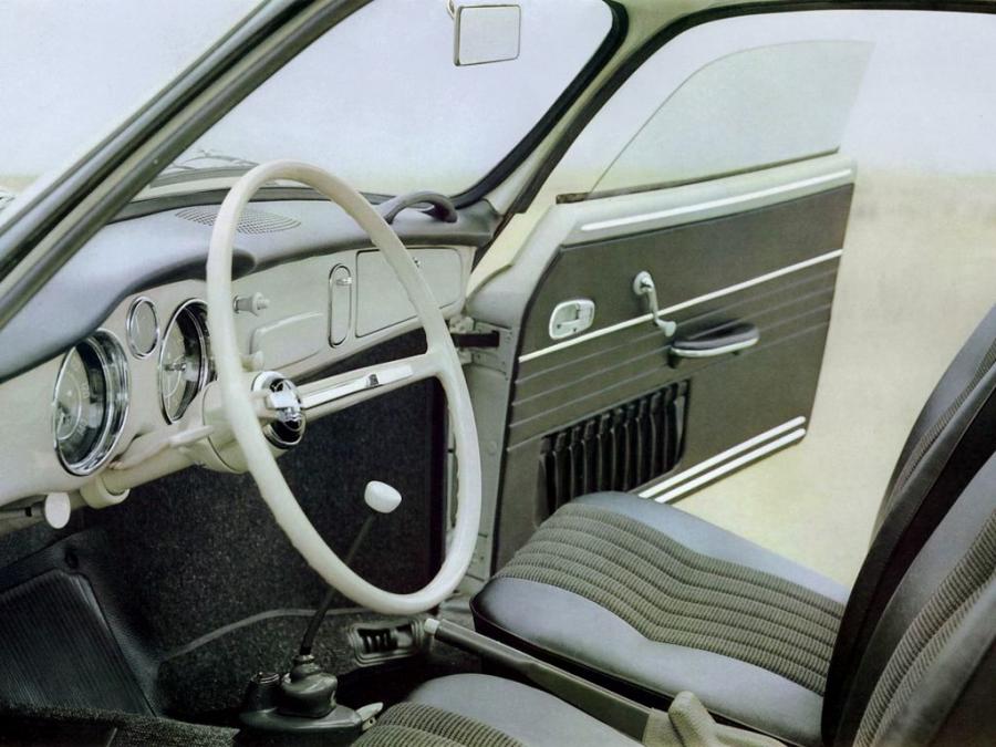 Интерьер Volkswagen Karmann-Ghia Coupe (Typ 14) 1955 года  (фото 23 из 28)